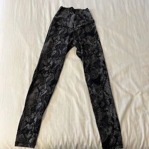Aerie crossover waist leggings
